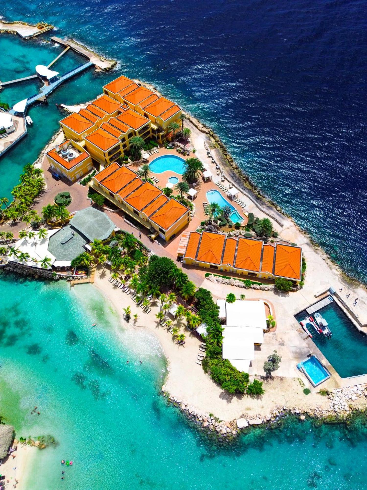 The Royal Sea Aquarium Resort Willemstad Buitenkant foto